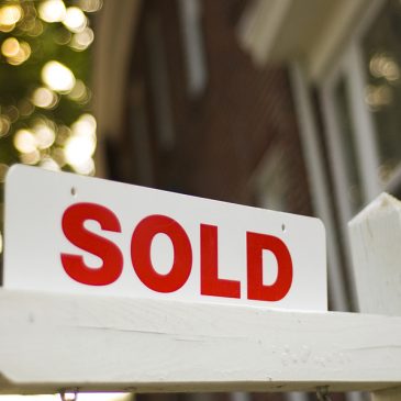 Thinking About Selling Your Home? Add A New Window Treatment